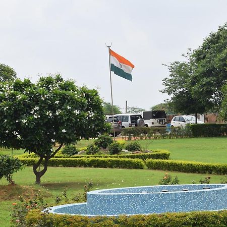 Aravali Hill View Estate Villa Gurgaon Exterior foto